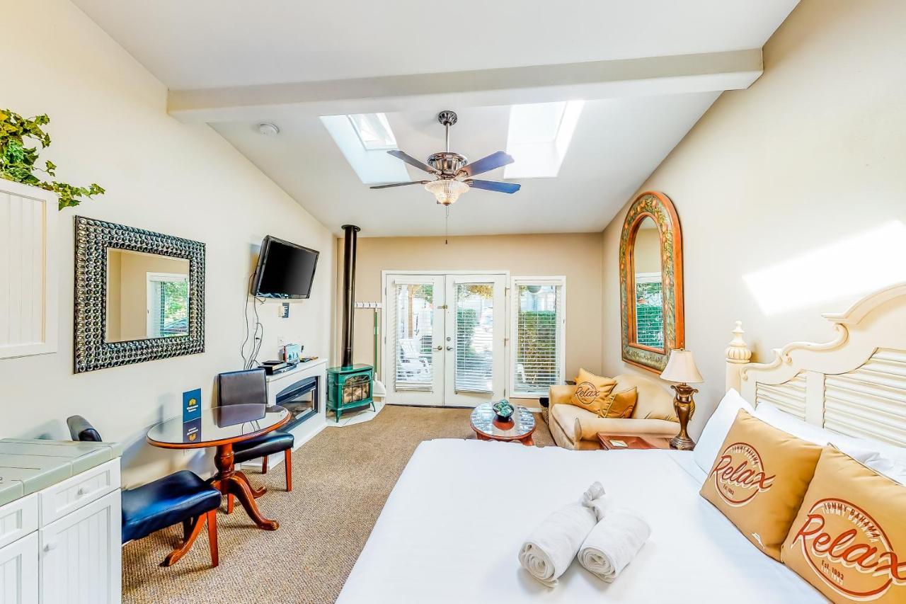 Sandals Inn | Spa Suite Канън Бийч Екстериор снимка
